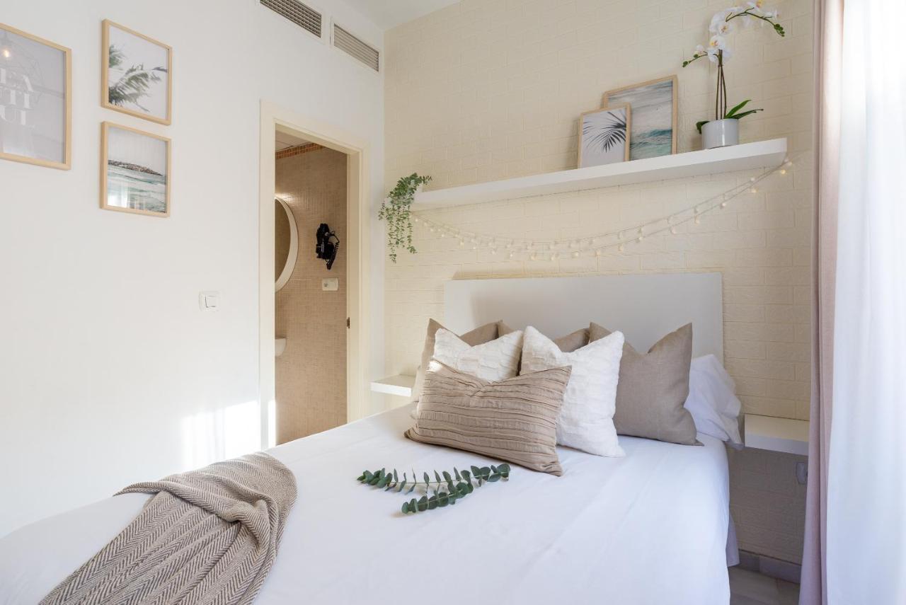 Apartament Trinidad Malaga Zewnętrze zdjęcie